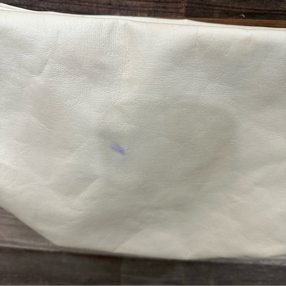 Athleta X Alicia Keys Sling Bag Cream Faux Leather Limited Edition READ - Picture 3 of 13